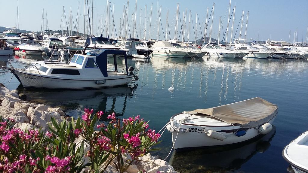 Apartments & Room Marina View Водице Екстериор снимка