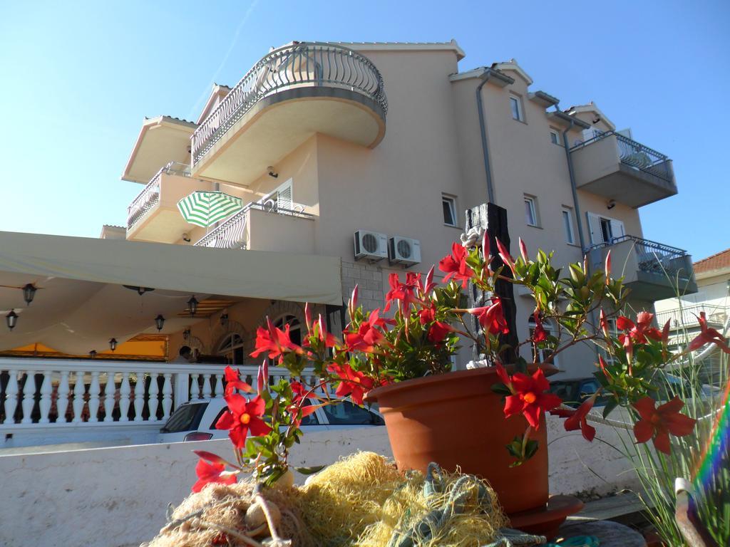 Apartments & Room Marina View Водице Екстериор снимка