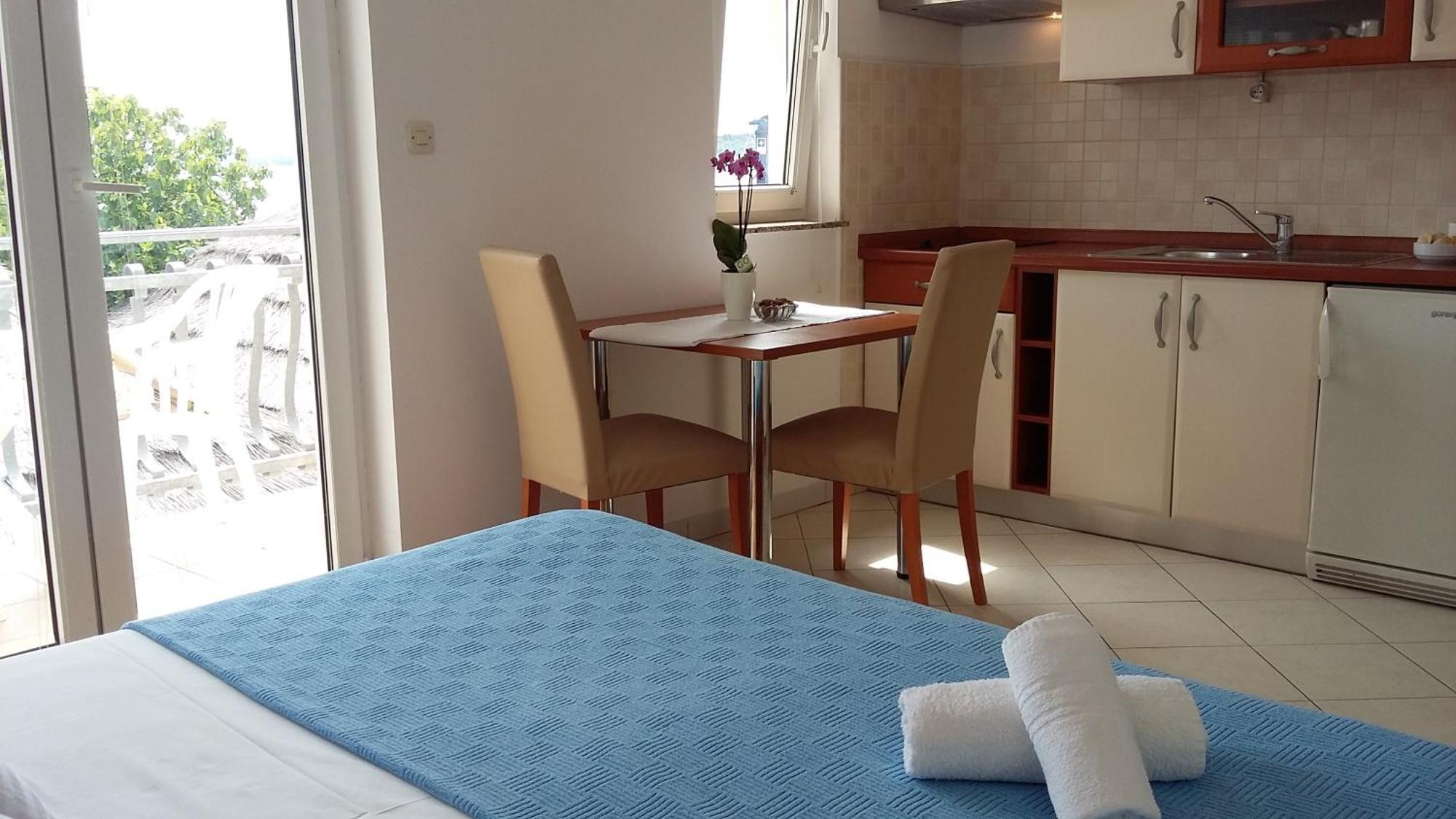 Apartments & Room Marina View Водице Екстериор снимка