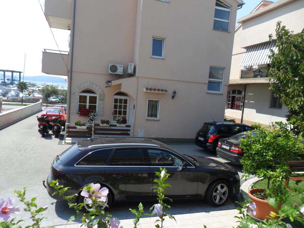 Apartments & Room Marina View Водице Екстериор снимка