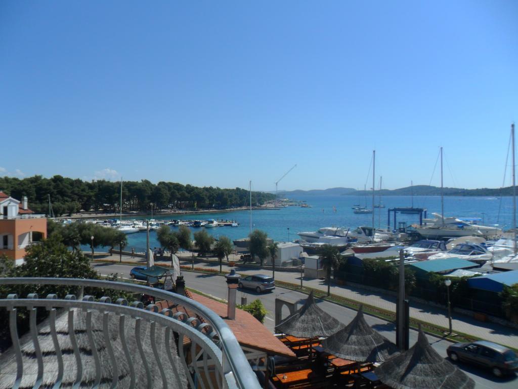 Apartments & Room Marina View Водице Екстериор снимка