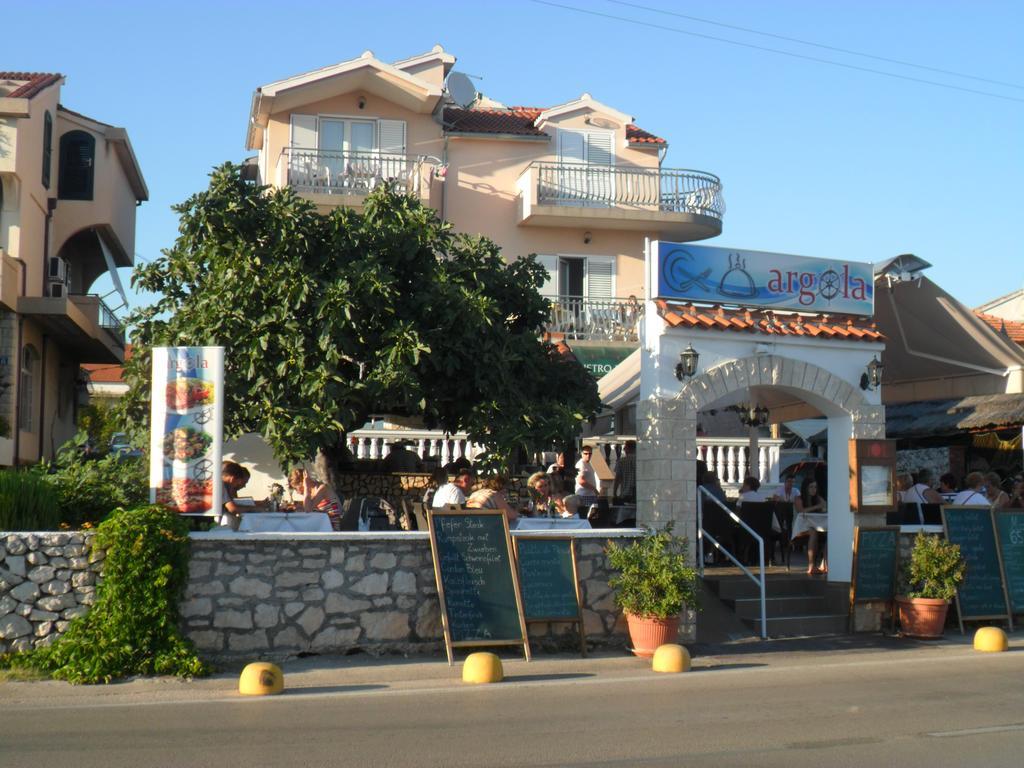 Apartments & Room Marina View Водице Екстериор снимка
